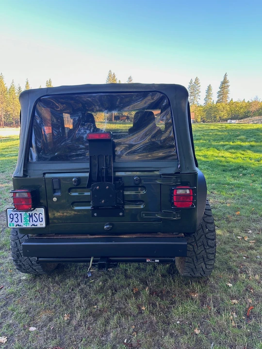 2004 Jeep TJ Wrangler - Image 18 of 31