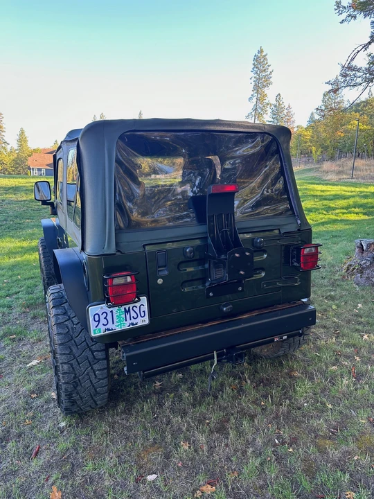 2004 Jeep TJ Wrangler - Image 17 of 31
