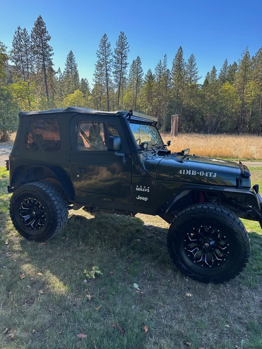 2004 Jeep TJ Wrangler - Image 20 of 31