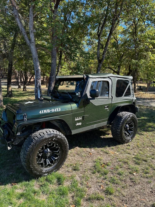 2004 Jeep TJ Wrangler - Image 14 of 31