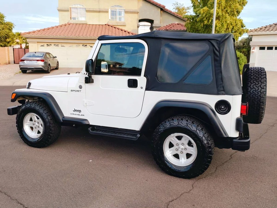 2004 Jeep TJ Wrangler - Image 2 of 11