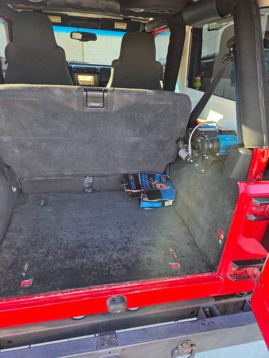 2004 Jeep TJ Wrangler - Image 8 of 10