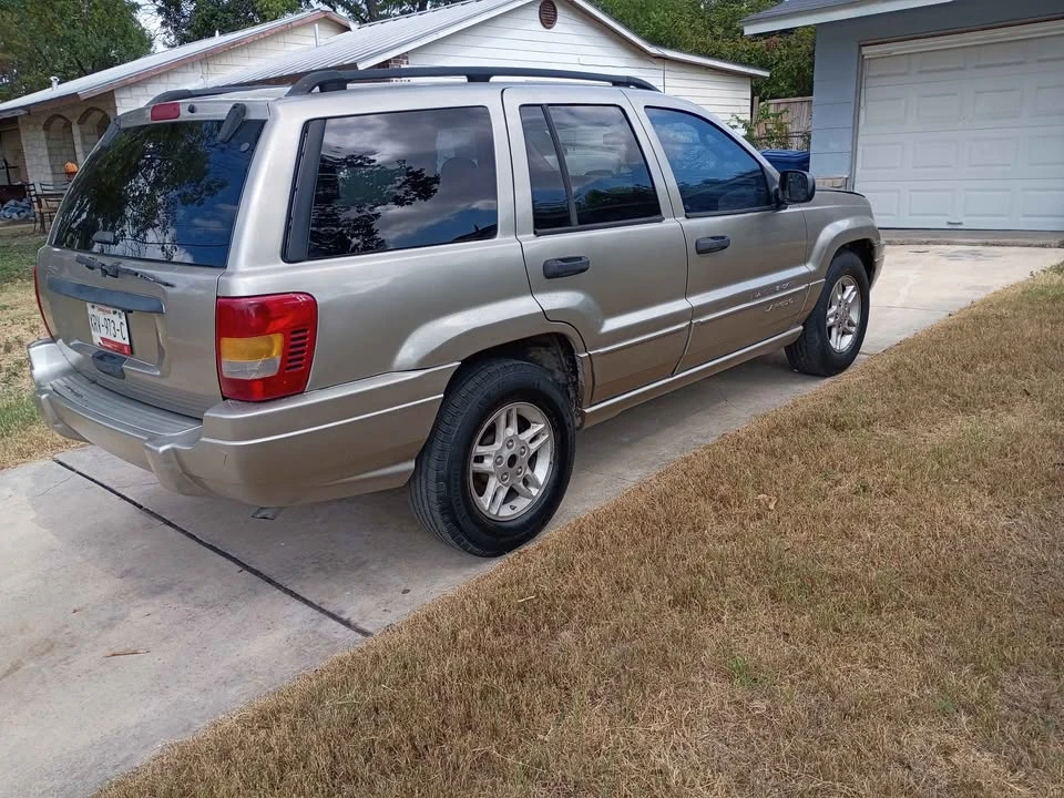 2004 Jeep WJ Grand Cherokee - Image 3 of 10