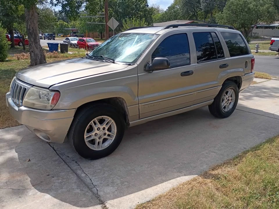 2004 Jeep WJ Grand Cherokee - Image 2 of 10