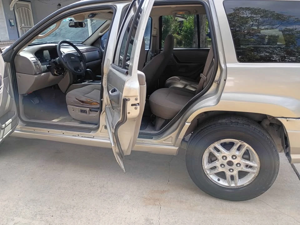 2004 Jeep WJ Grand Cherokee - Image 9 of 10
