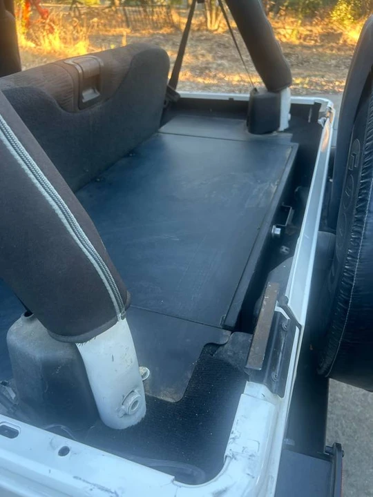 2004 Jeep TJ Wrangler - Image 9 of 9
