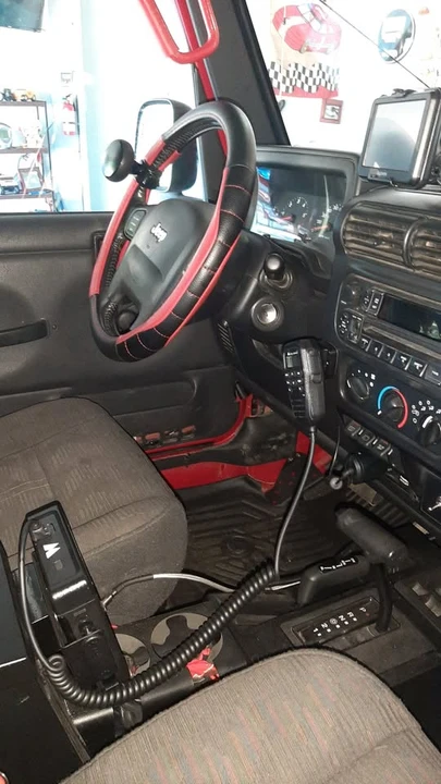 2004 Jeep TJ Wrangler - Image 11 of 19