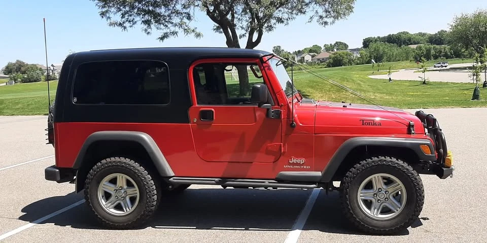 2004 Jeep TJ Wrangler - Image 2 of 19