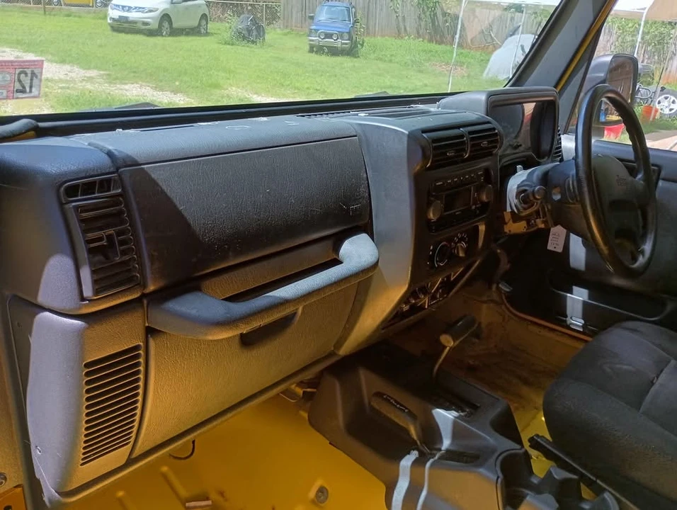 2004 Jeep TJ Wrangler - Image 8 of 15