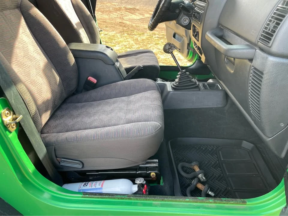 2004 Jeep TJ Wrangler - Image 15 of 20