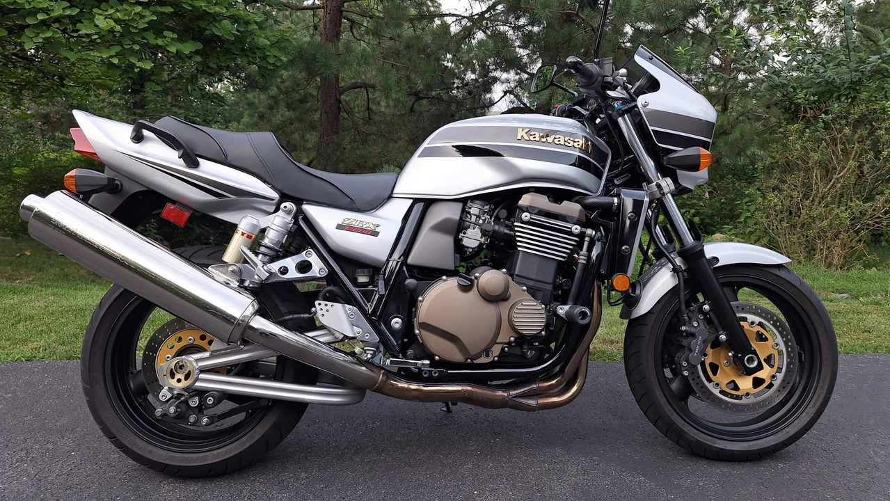 2004 Kawasaki ZRX1200 - Image 16 of 31