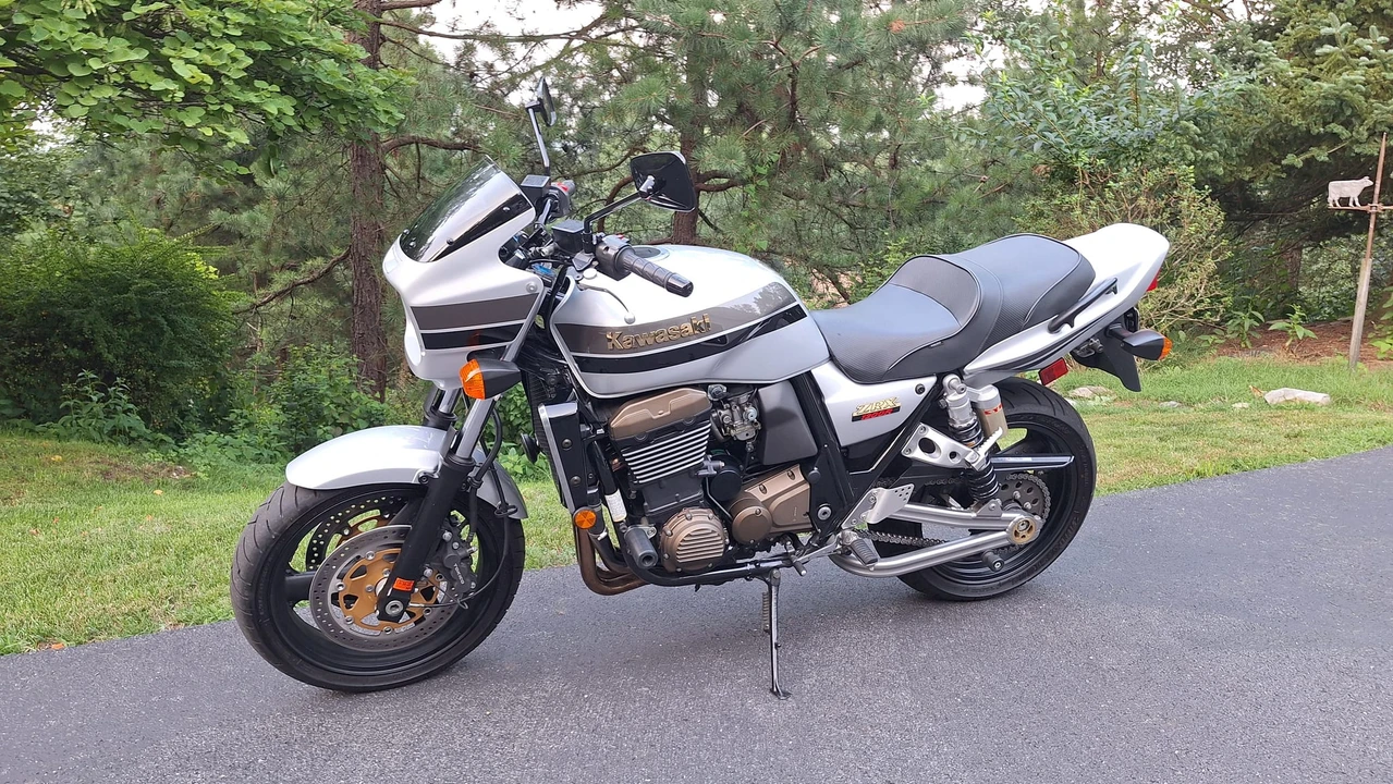 2004 Kawasaki ZRX1200 - Image 5 of 31