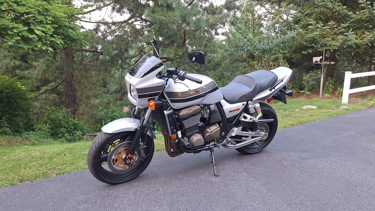 2004 Kawasaki ZRX1200 - Image 6 of 31