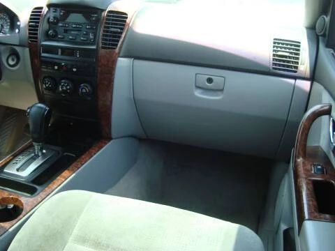 2004 Kia Sorento - Image 7 of 21