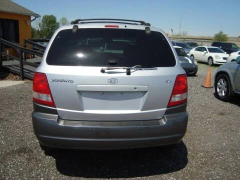 2004 Kia Sorento - Image 4 of 21