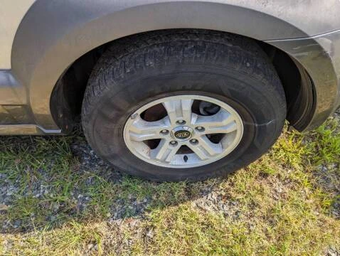 2004 Kia Sorento - Image 21 of 21