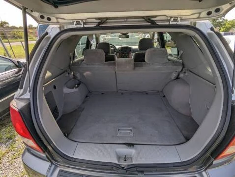 2004 Kia Sorento - Image 14 of 21