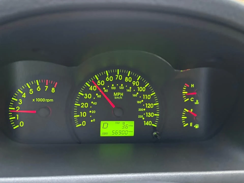 2004 Kia Spectra - Image 5 of 8