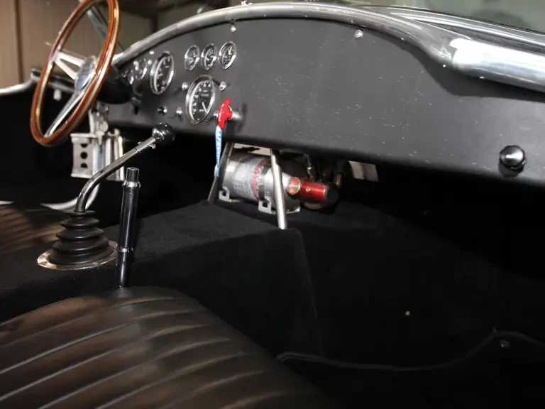 2004 Shelby Cobra Replica - Image 9 of 17