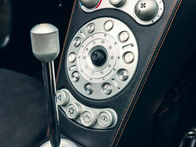 2004 Koenigsegg CCR - Image 19 of 31