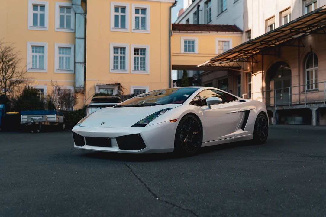 2004 Lamborghini Gallardo - Image 11 of 31