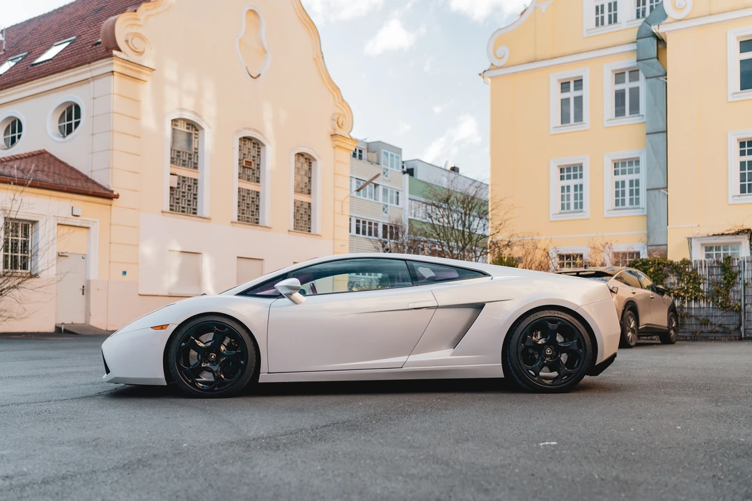 2004 Lamborghini Gallardo - Image 12 of 31