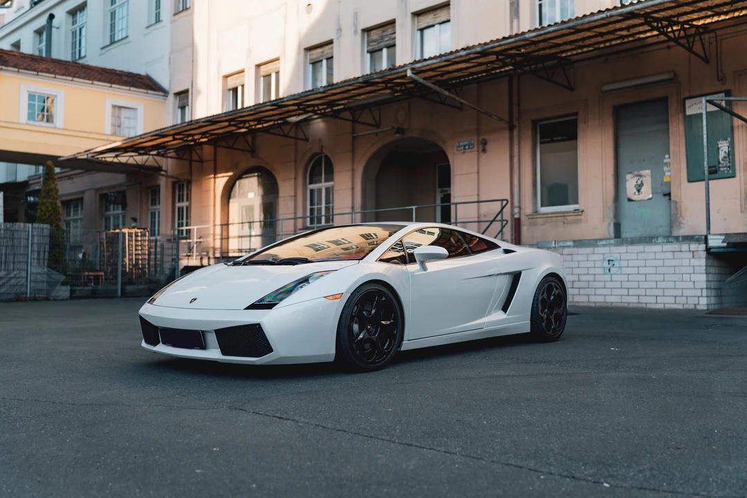 2004 Lamborghini Gallardo - Image 4 of 31
