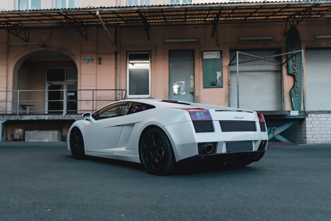 2004 Lamborghini Gallardo - Image 13 of 31