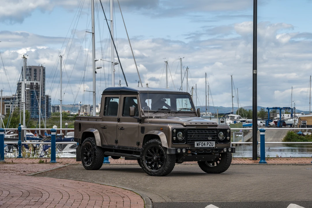 2004 Land Rover Defender 110 - Image 4 of 31