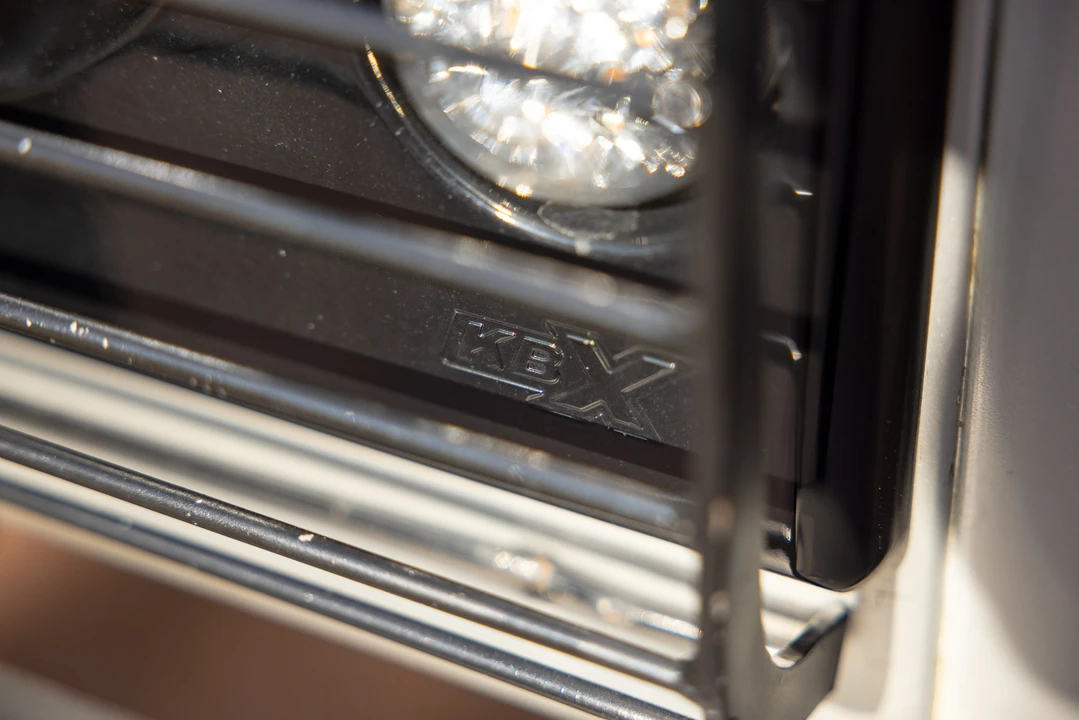 2004 Land Rover Defender 110 - Image 28 of 31