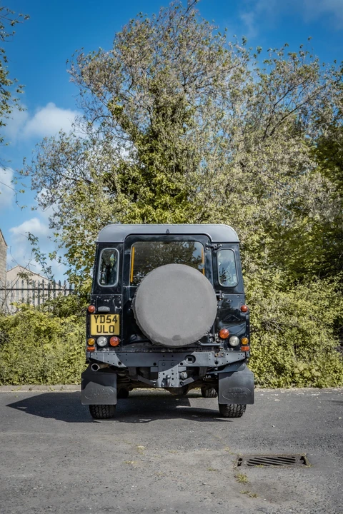 2004 Land Rover Defender 110 - Image 22 of 31
