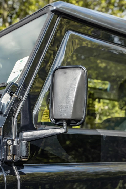 2004 Land Rover Defender 110 - Image 30 of 31