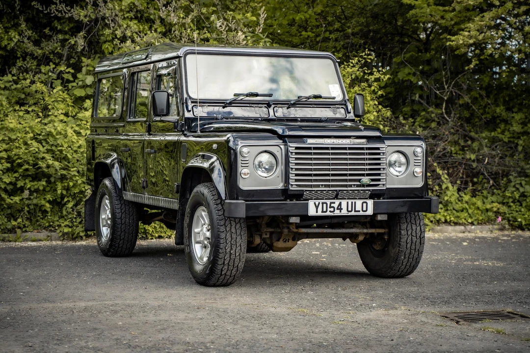 2004 Land Rover Defender 110 - Image 12 of 31