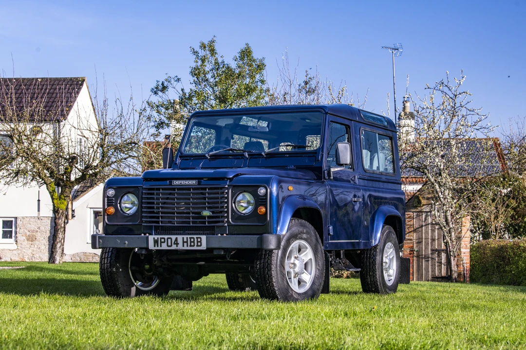 2004 Land Rover Defender 90 - Image 4 of 31