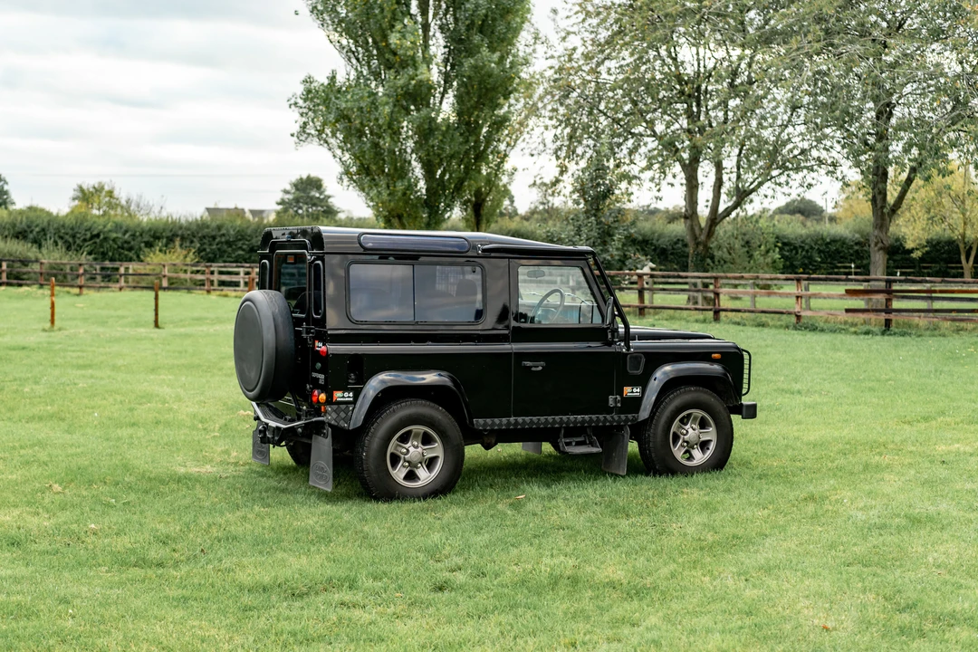 2004 Land Rover Defender 90 - Image 18 of 31