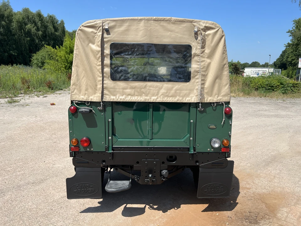 2004 Land Rover Defender 90 - Image 7 of 31