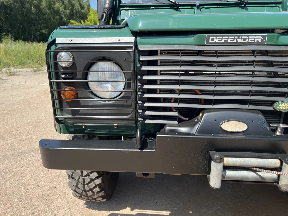 2004 Land Rover Defender 90 - Image 23 of 31