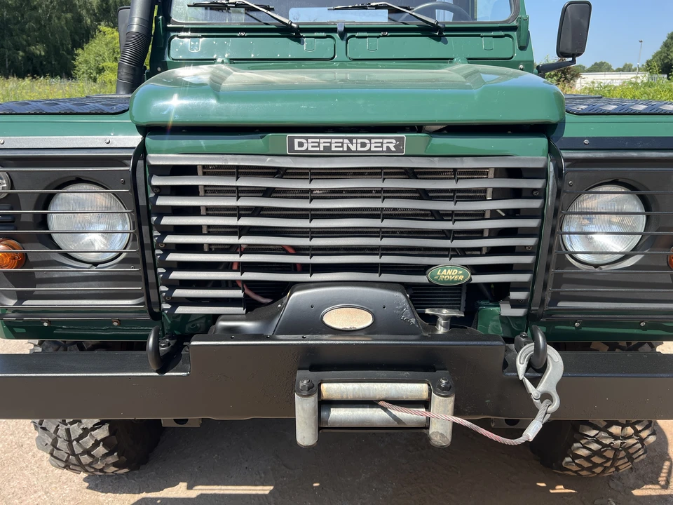 2004 Land Rover Defender 90 - Image 26 of 31
