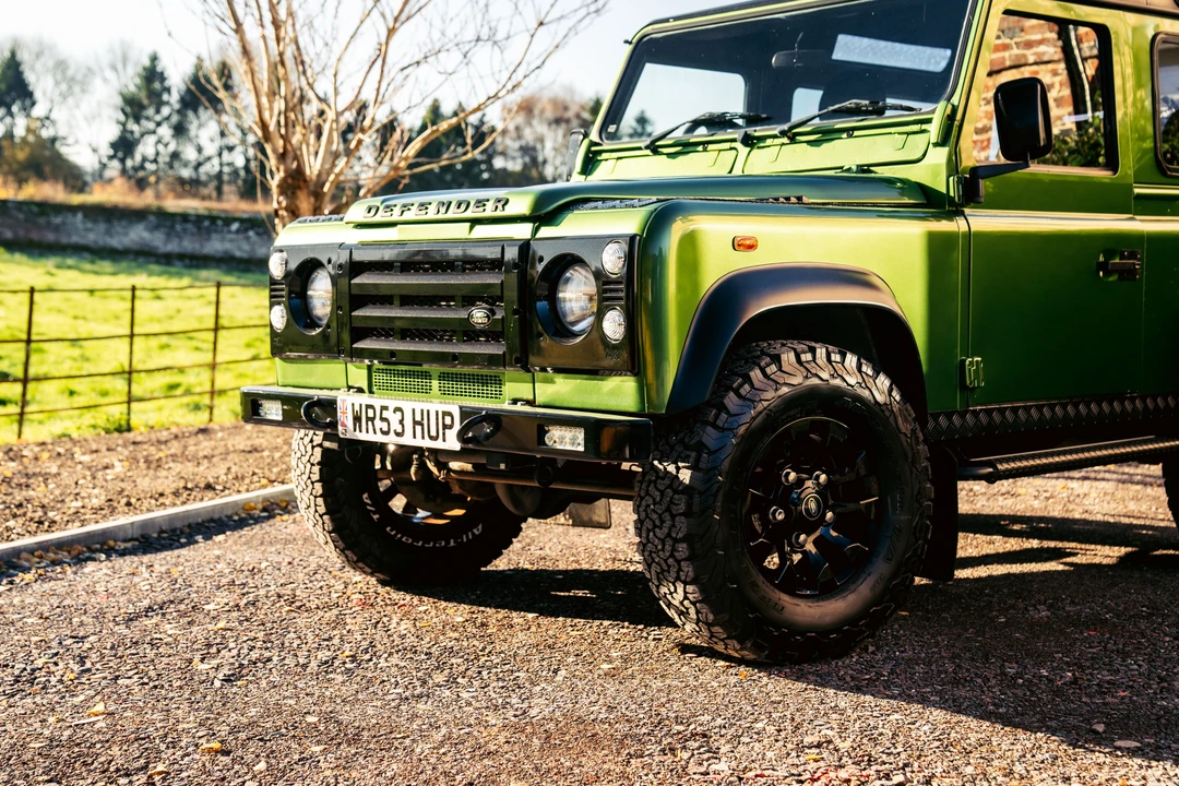 2004 Land Rover Defender 90 - Image 25 of 31
