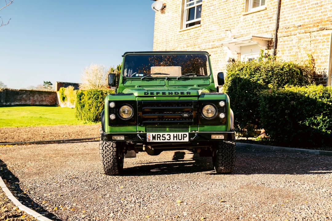 2004 Land Rover Defender 90 - Image 11 of 31