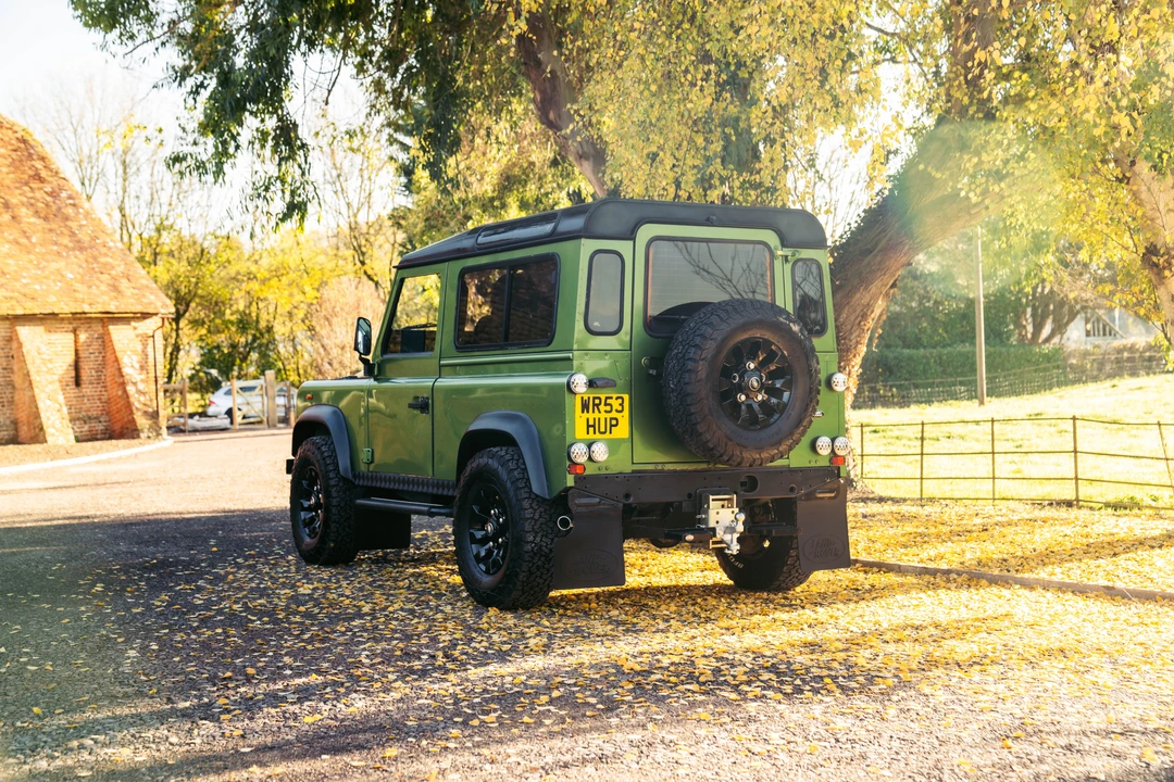 2004 Land Rover Defender 90 - Image 6 of 31
