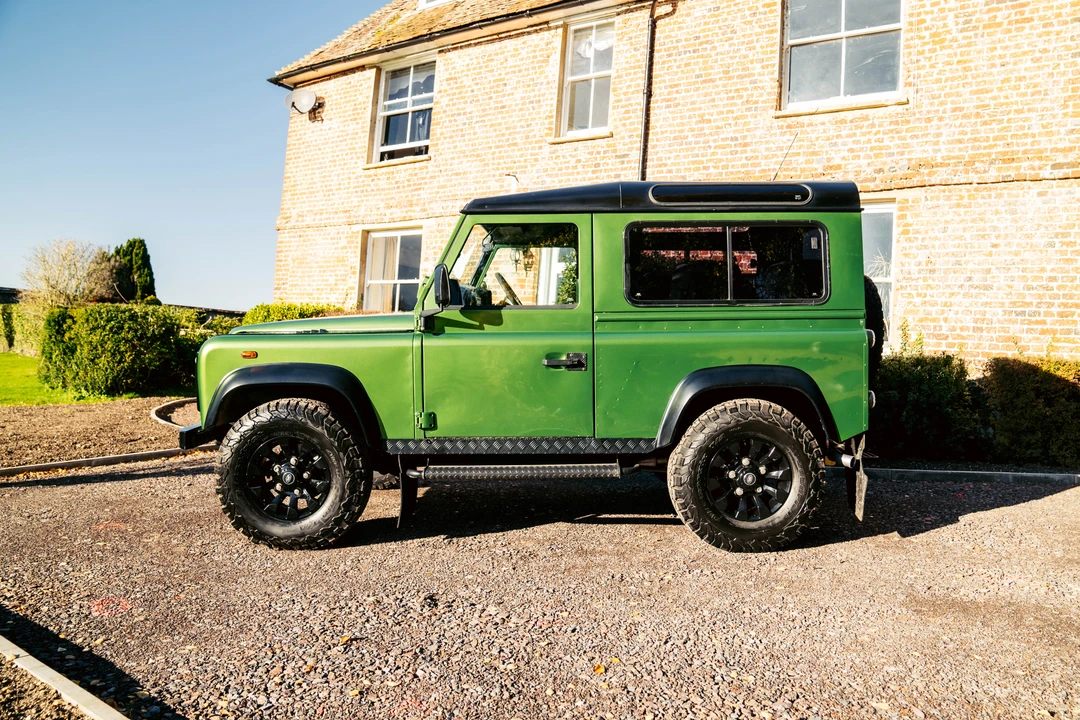 2004 Land Rover Defender 90 - Image 13 of 31