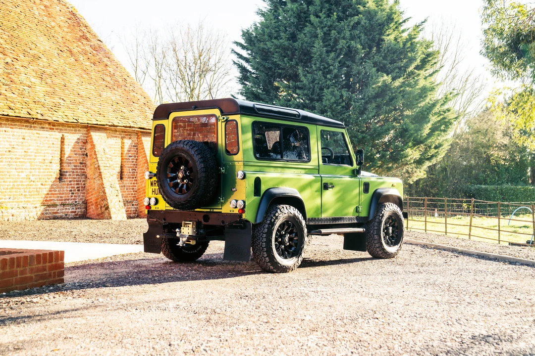 2004 Land Rover Defender 90 - Image 8 of 31