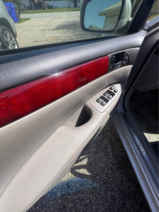2004 Lexus ES 4th Gen - Image 8 of 9