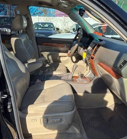 2004 Lexus GX 1st Gen - Image 7 of 16