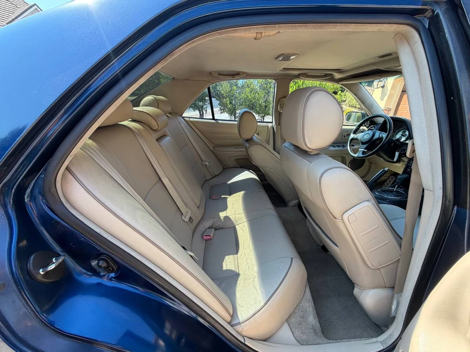 2004 Lexus IS 1st Gen - Image 11 of 14