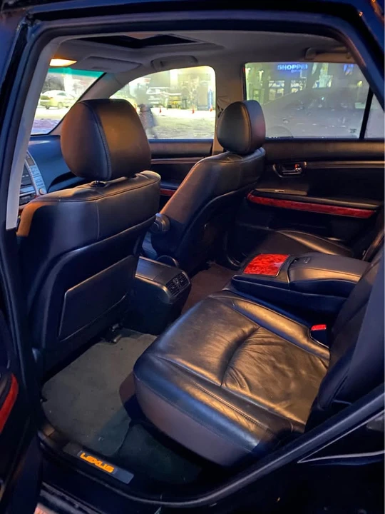 2004 Lexus RX 2nd Gen - Image 10 of 10