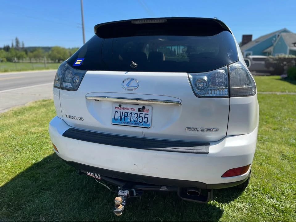 2004 Lexus RX 2nd Gen - Image 3 of 10