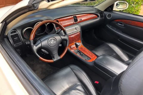2004 Lexus SC430 - Image 4 of 5