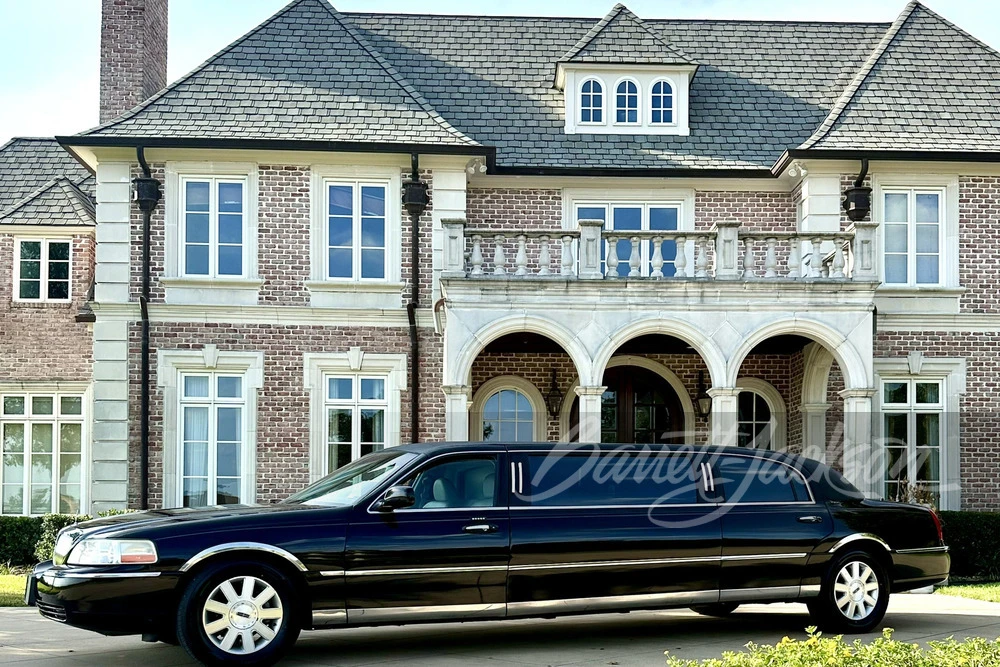 2004 Lincoln Town Car - Image 5 of 27